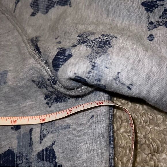 The north face size M sweatshirt - Picture 3 of 5